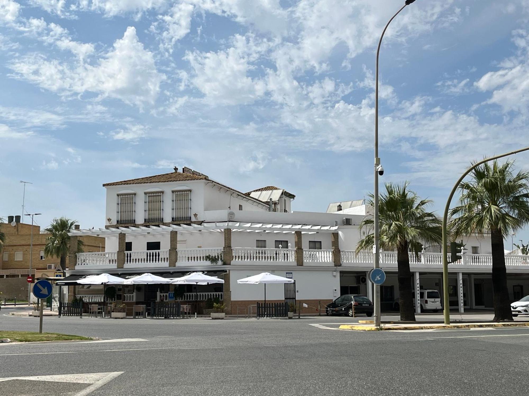 Hotel Restaurante Via Sevilla - Cadiz By Ma 22 Puntos El Cuervo  Luaran gambar